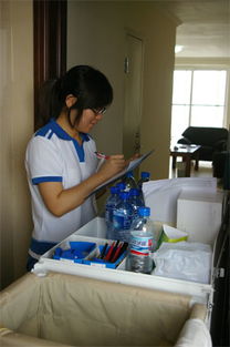 记者入住体验 住宿服务团队的实战与广告设计融合之道